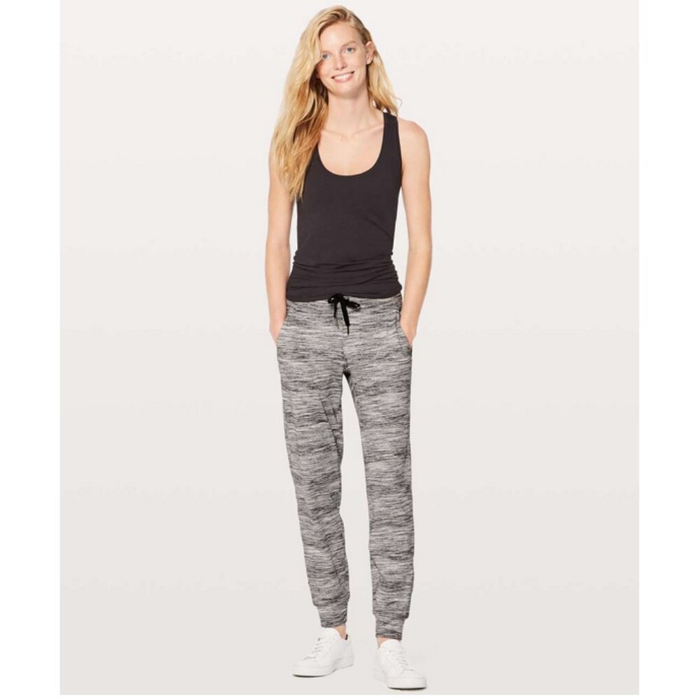 Lululemon Sz. 6 Ready To Rulu Pant Space Dye Camo Black White